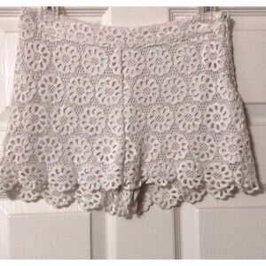 Forever21 Womens High Waist Shorts White Floral Crochet Size Small